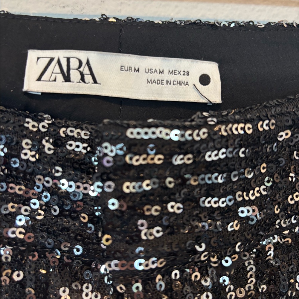 Zara Black and Silver Sequin Cropped Pants 020 - Picture 3 of 7